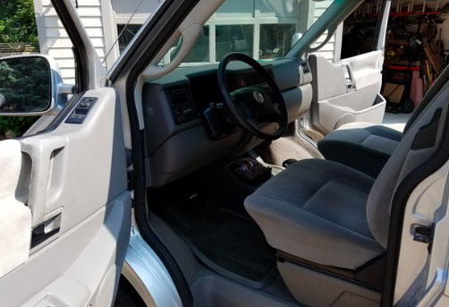 Photo 1 of 7 of 2002 Volkswagen Eurovan MV